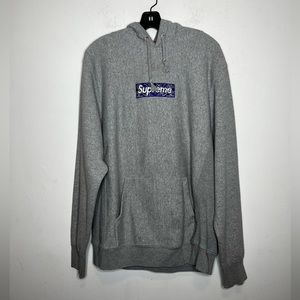 Supreme hoodie